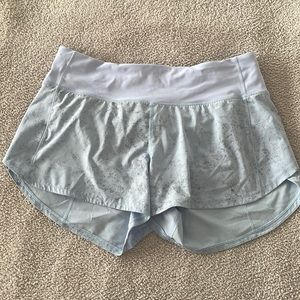 Lululemon Speed Up Mid-Rise Lined Short 4"